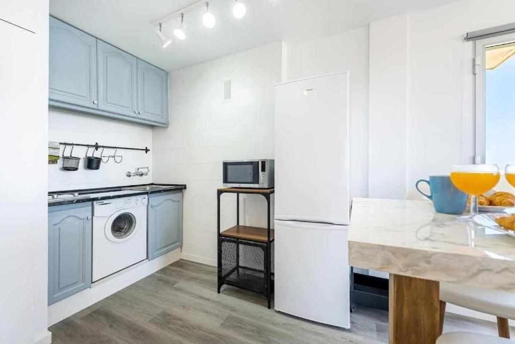 Benalbeach Apartamento Con Vistas Maravillosas Málaga Eksteriør bilde