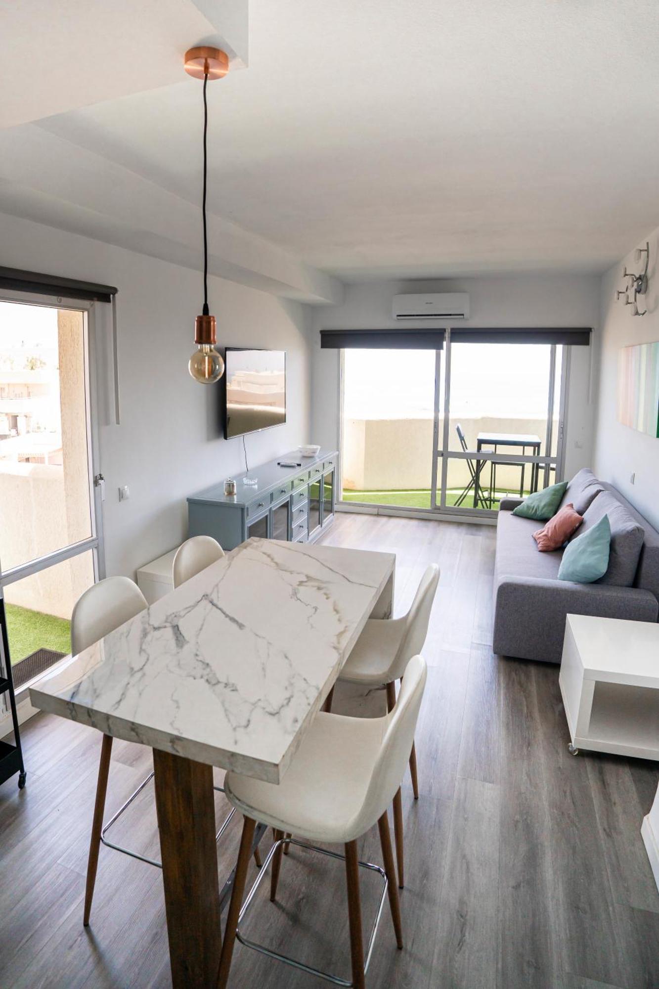 Benalbeach Apartamento Con Vistas Maravillosas Málaga Eksteriør bilde